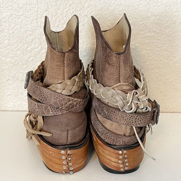 Freebird MEZCAL Brown Bootie western style size 8 - Picture 10 of 17